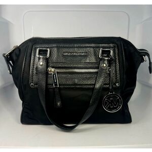 Michael Kors Black Bag With Silver Hardware EUC 🔥FINAL/FIRM🔥